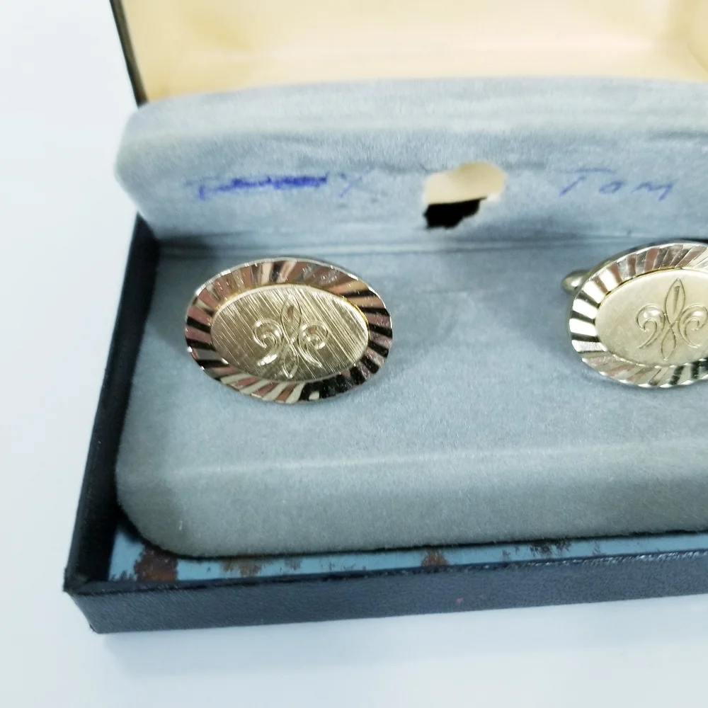 Swank Vintage 70s Cufflinks in box gold tone